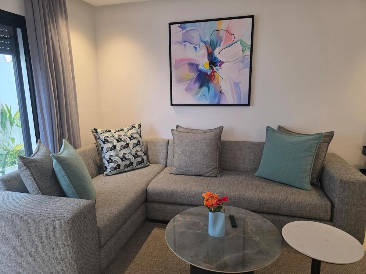Washingtonia Palm - Center Apartment Casablanca